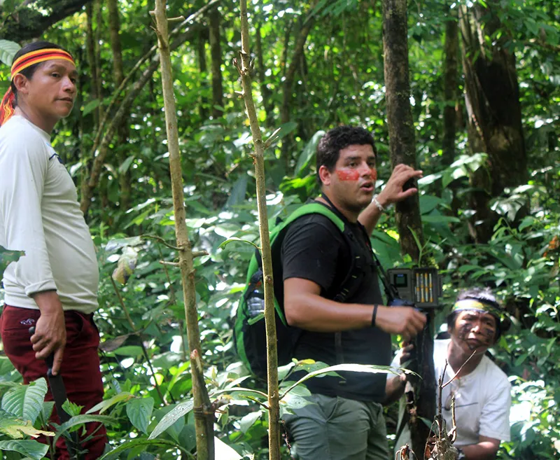 Alumnos visitan la amazonia ecuatoriana