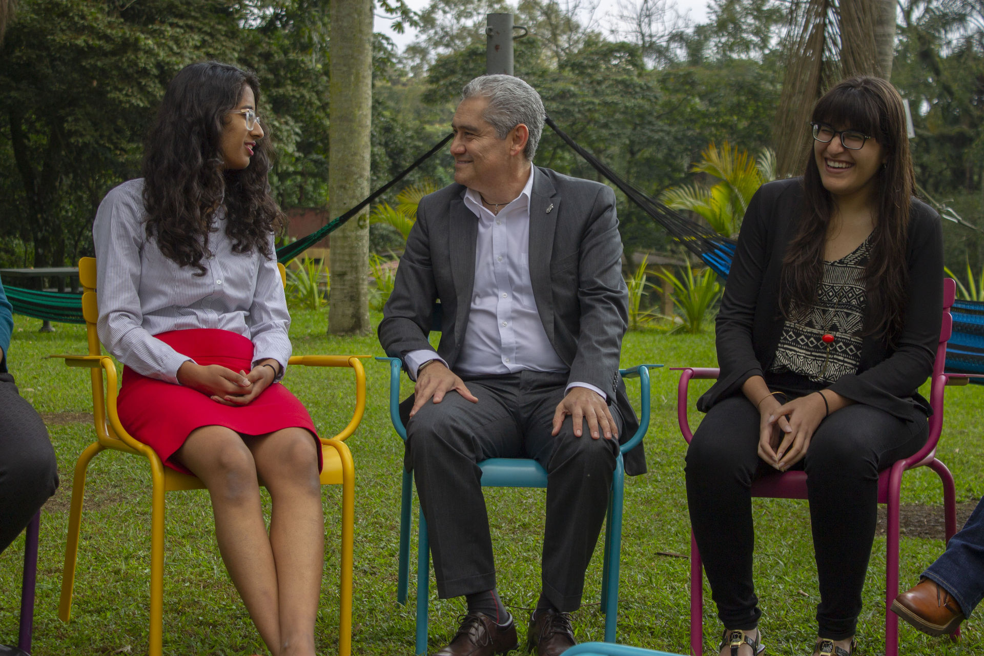 Gracias al TEC campus Veracruz y en colaboración con el programa Global Teaching Labs del MIT, Meghana y Aliza son ahora miembros de ambas universidades.