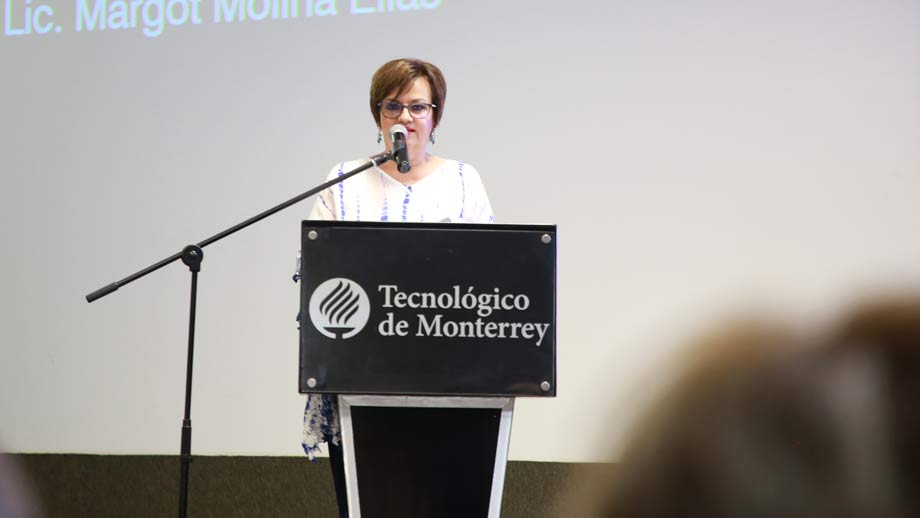 Margot Molina ganadora del Premio al Mérito EXATEC 2022