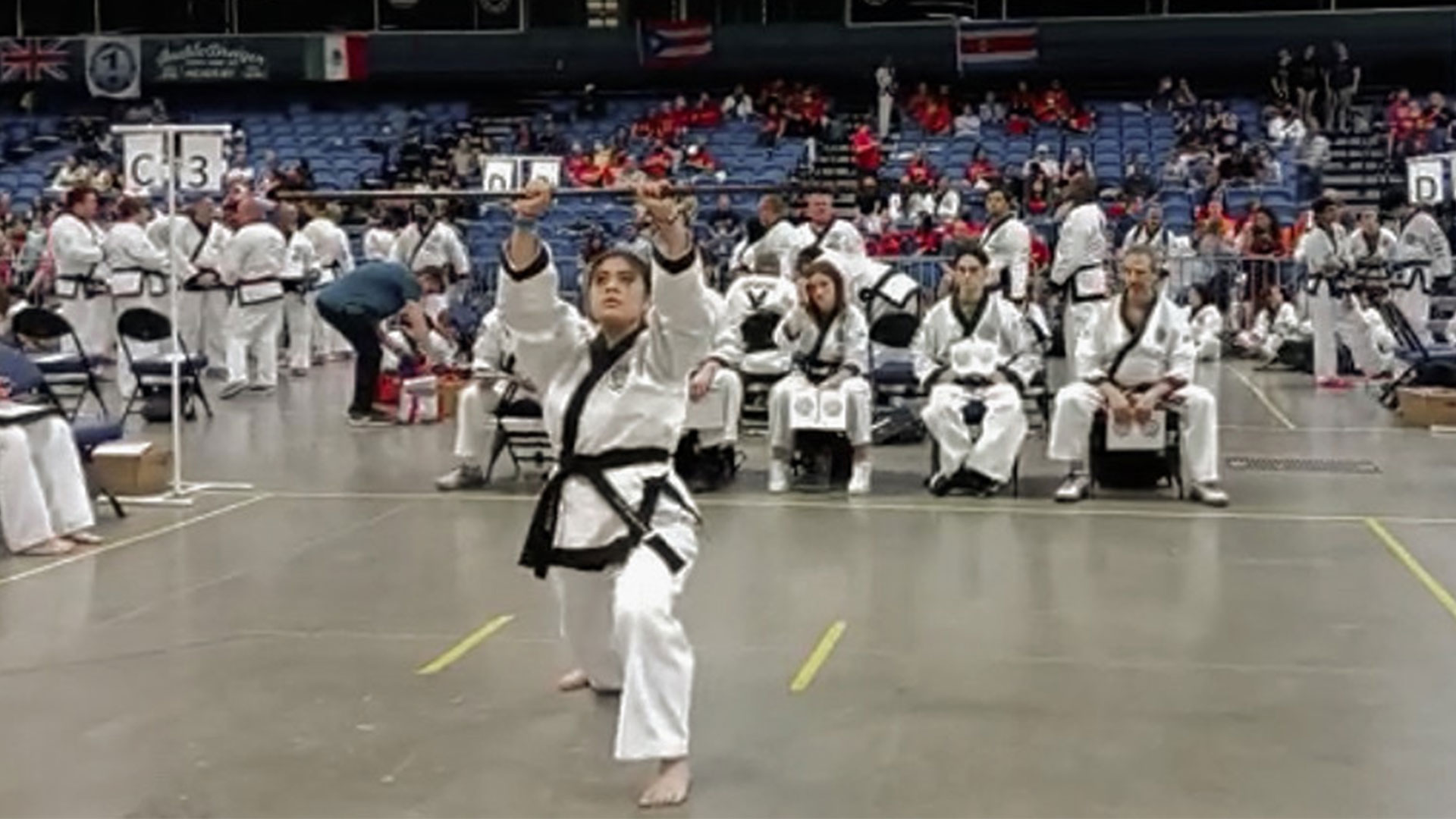Campeona mundial de karate, con 16 años alumna Tec alcanza el oro