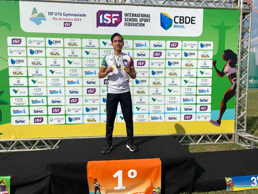 Alumno Queretano de PrepaTec gana doble medalla en juegos mundiales