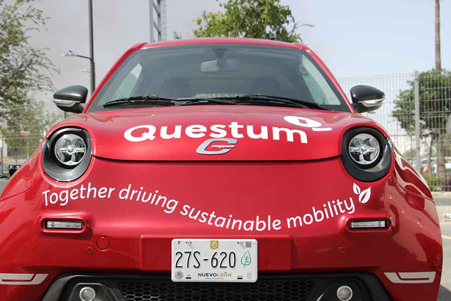 En el evento se promovió además el uso de autos eléctricos.