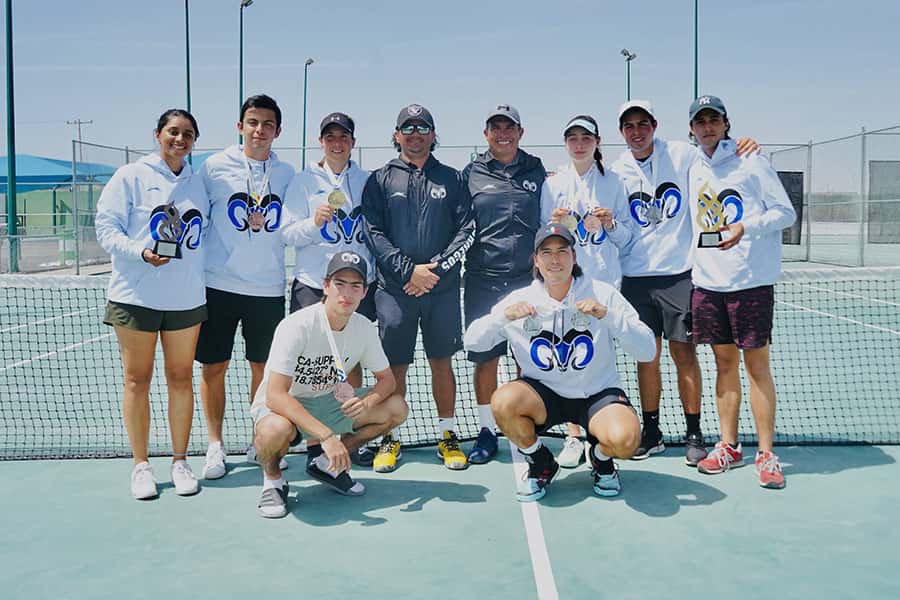 Los Borregos Monterrey de tenis ganaron cinco medallas en la Universiada Naacional, además de ganar el primer lugar por equipos en el varonil, y el tercer lugar en el femenil.