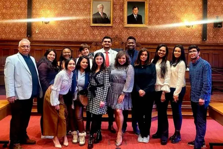 Equipo de la Conferencia Internacional de la Juventud