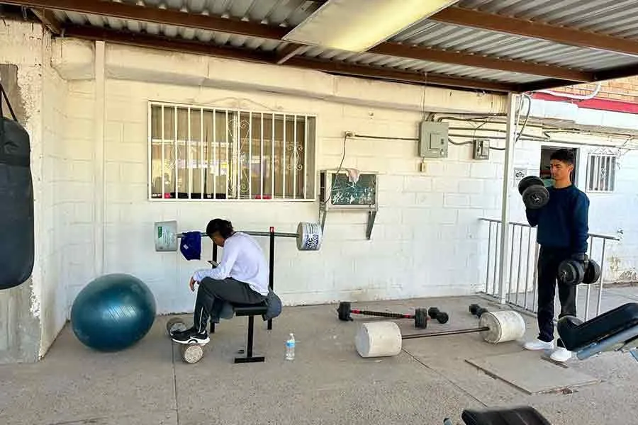 Estudiantes del Tec CDJ dejan huella en la Casa del Migrante