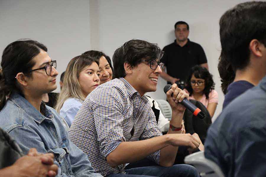 Estudiantes del campus Monterrey se dieron cita a la conferencia del filósofo Markus Gabriel.