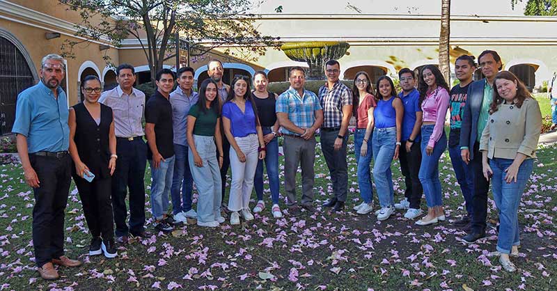 Estudiantes de LAEt del Tec campus Cuernavaca participan en la concentración "Alta dirección en ambientes complejos" con el Hotel Fiesta Americana Real del Puente.