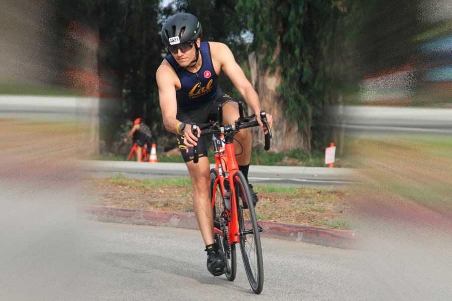 Eugenio Villarreal es un alumno triatleta del campus Monterrey.