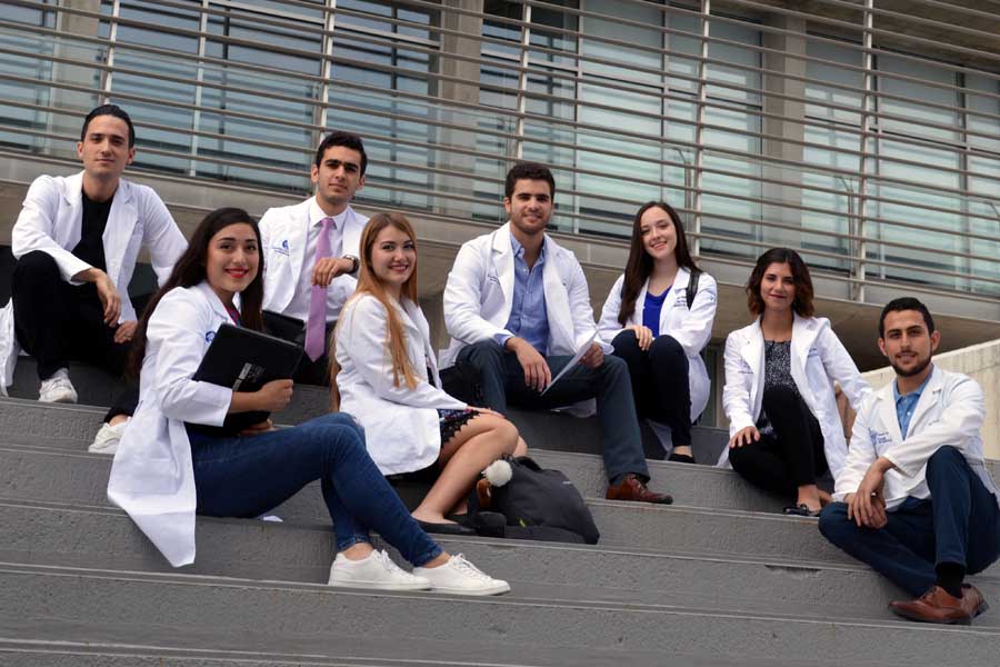 La Escuela de Medicina y Ciencias de la Salud del Tec maneja un modelo de aprendizaje centrado en el paciente