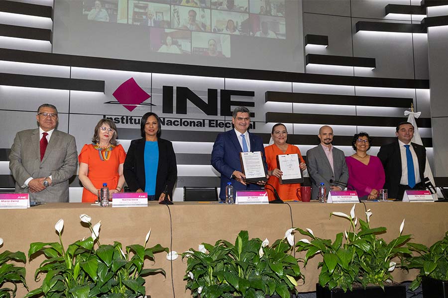 Firma de colaboración entre INE y Tec de Monterrey