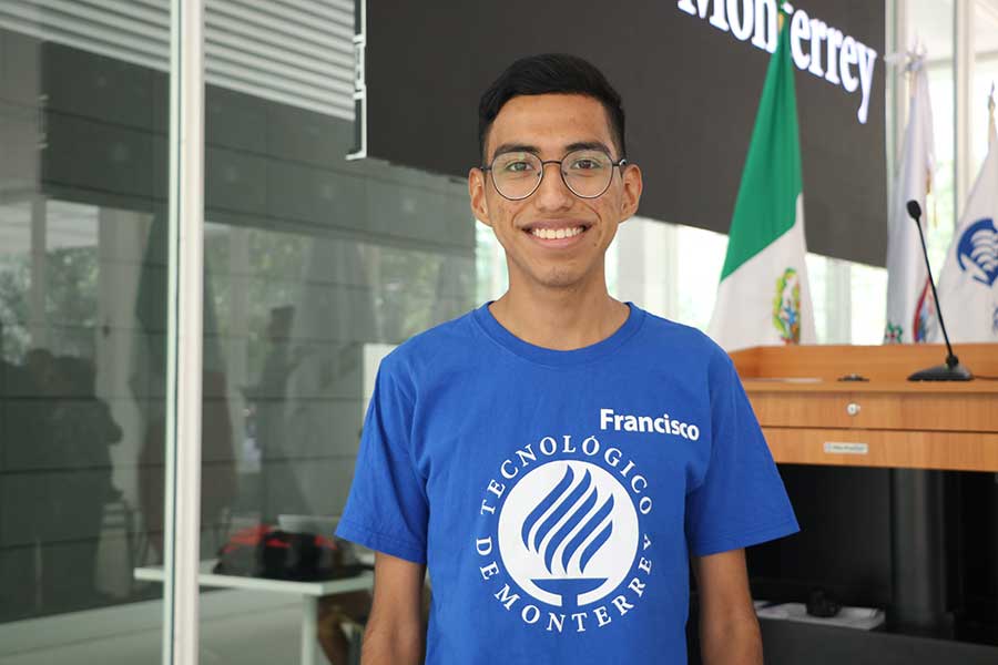 Francisco Reyna originario de Apodaca integrante Líderes del Mañana novena generación