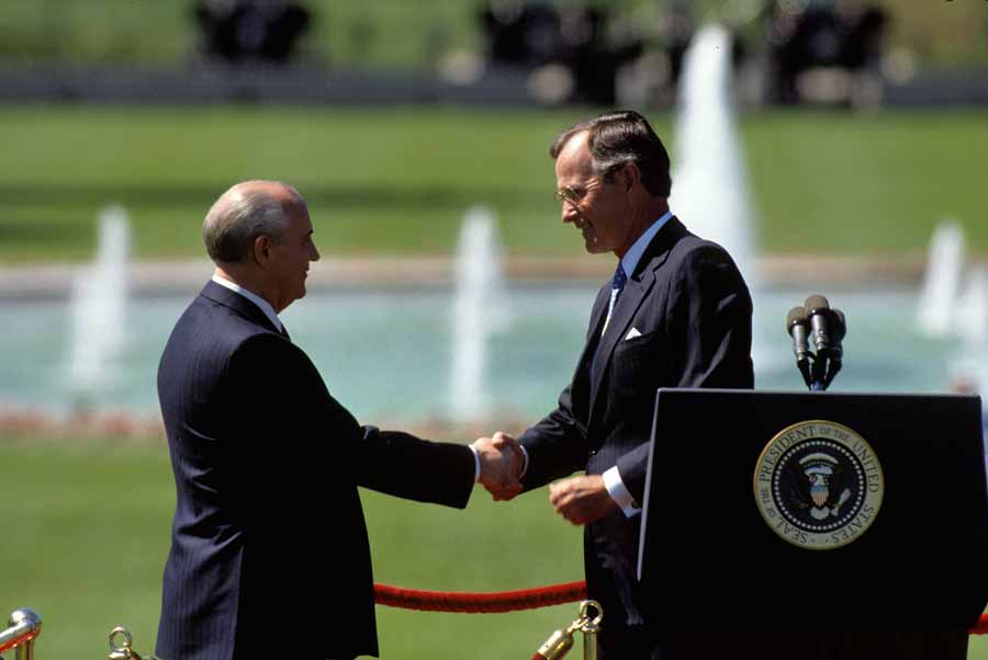 Gorbachov y Bush