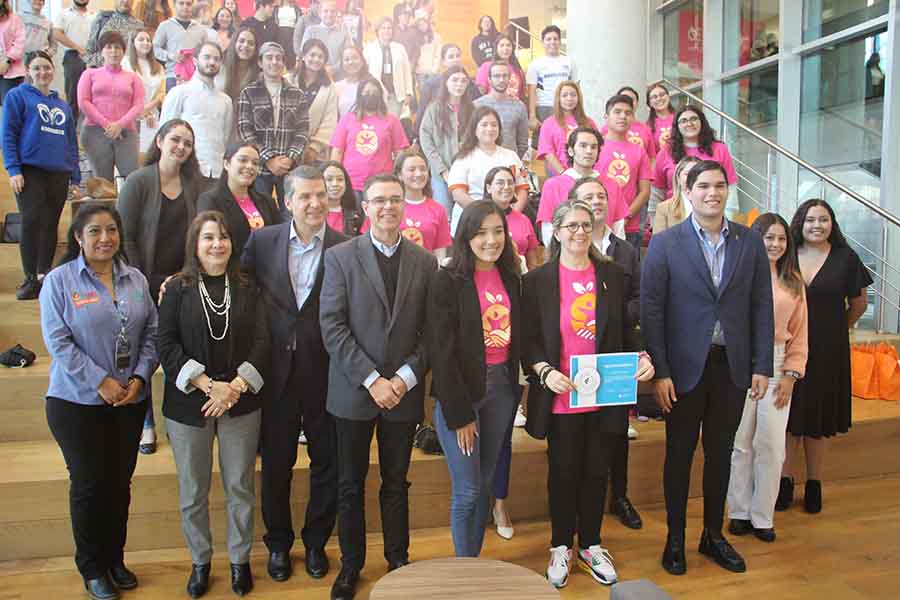 A la presentación de los resultados obtenidos por el campus Monterrey asistieron funcionarios de gobierno y del Banco de Alimentos. 