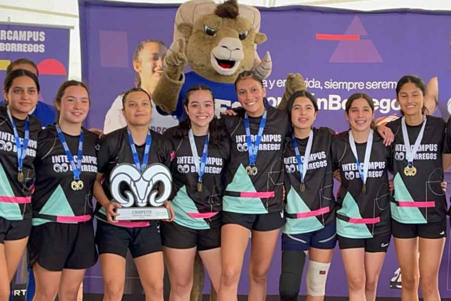 Equipo de de básquetbol femenil de campus Zacatecas gana Intercampus