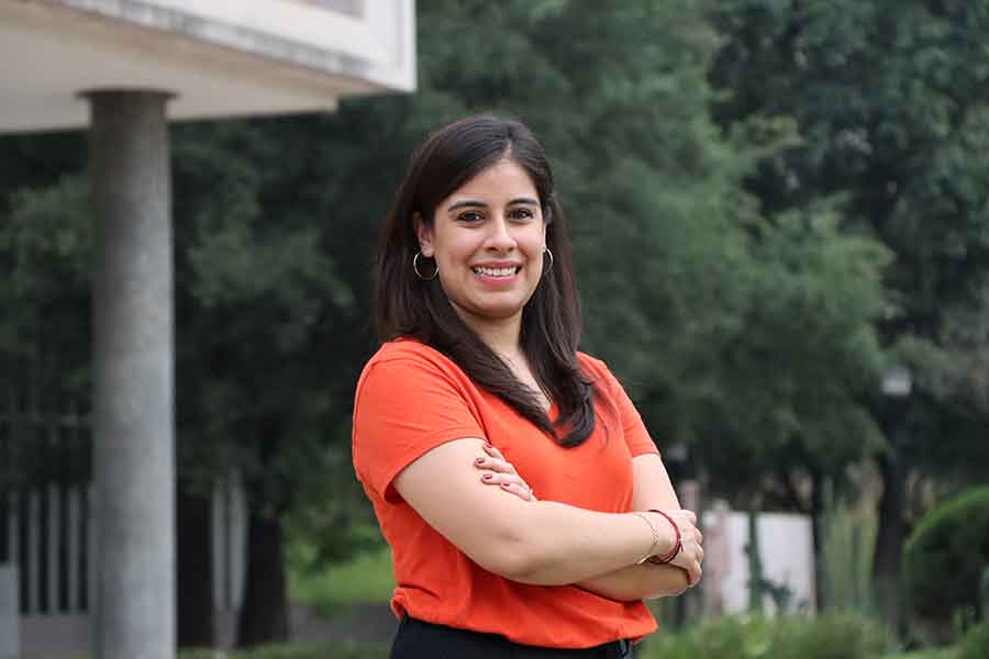 Itzel Cruz, profesora de campus Monterrey, creadora de la marca Aeterna.