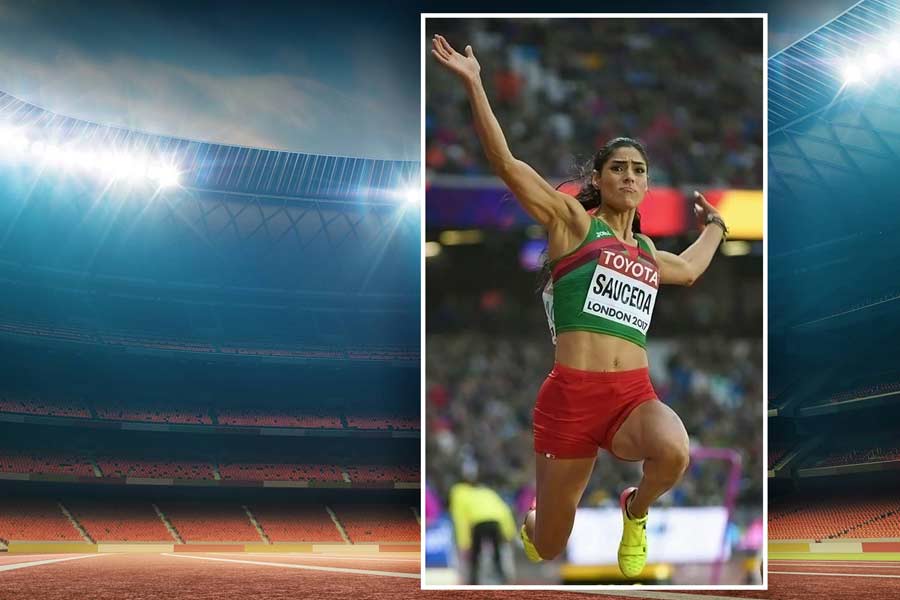 La atleta ostenta el record mexicano de salto de longitud.