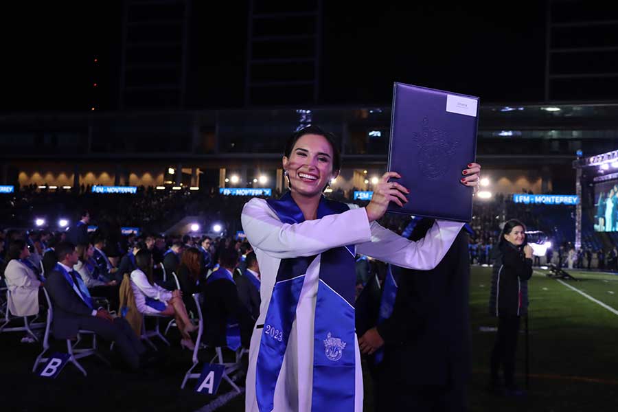 Jimena formó parte de la generación que recibió su título profesional el pasado el pasado 14 de diciembre en la Ceremonia de Graduación de campus Monterrey.
