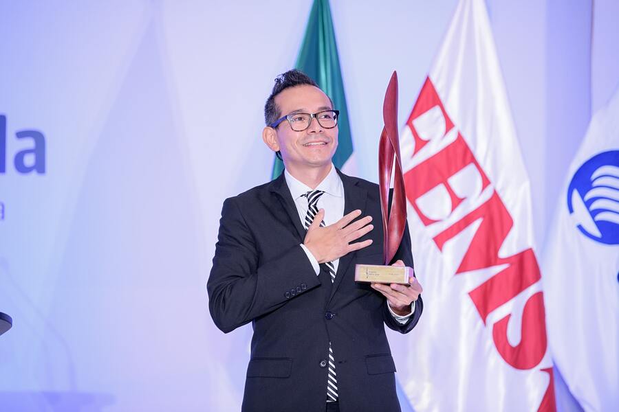 La asociación civil SiKanda recibió el premio Eugenio Garza Sada.