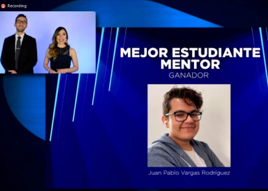 Juan Pablo fue reconocido como Mejor Estudiante Mentor en la Gala Borrego 2020.