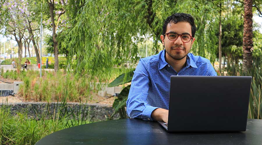 Juan Ramón Lara Mora, estudiante del Tec de Monterrey CCM y fundador de Decidiendo un Futuro