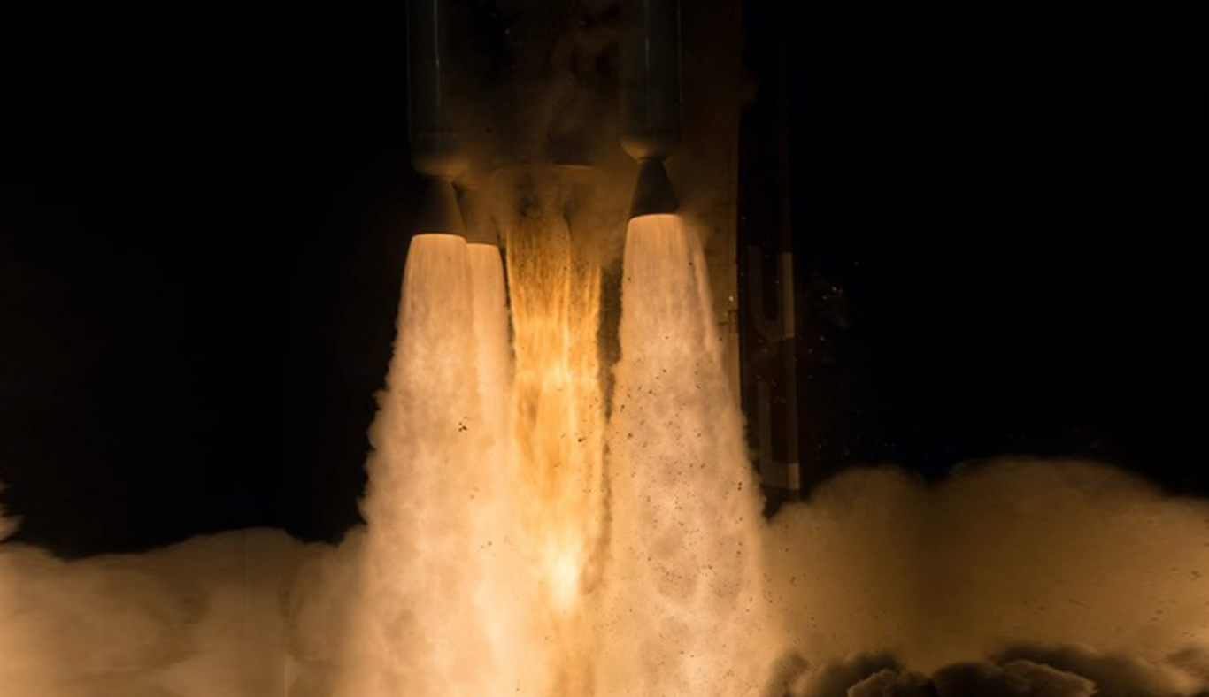 Lanzamiento del rover Mars Perseverance de la NASA a bordo del Space Launch Complex 41. Créditos de imagen: NASA / Joel Kowsky