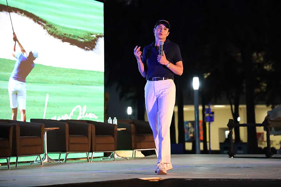 Lorena Ochoa, destacada golfista mexicana, compartió en el Tec Guadalajara consejos para aprender a partir de sus aprendizajes en el deporte.