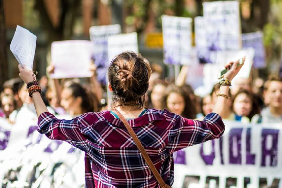 marcha-feminista-mujeres-pancartas