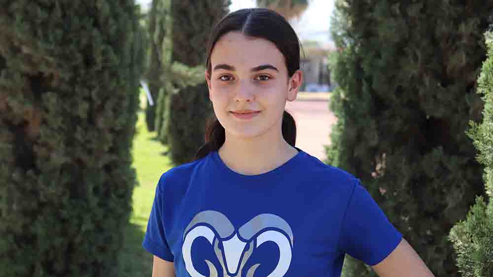 Mariana Batarse, alumna de PrepaTec oro en Atletismo 800 metros