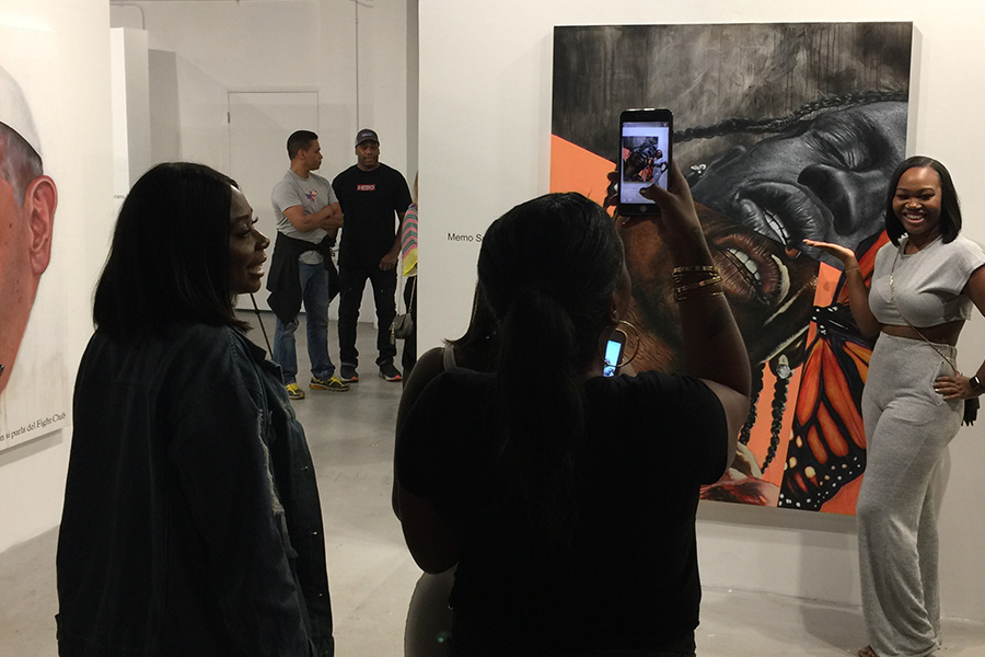 Guillermo Sánchez es u joven mexicano que expuso su obra en Art Basel de Miami Beach 2018, la feria de arte más importante del mundo.