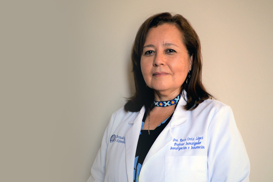 La doctora Rocío Ortiz se especializa en estudiar casos de cáncer de mama.