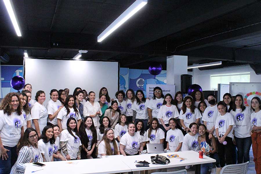 Mujeres que participaron en el Startup Weekend Woman Monterrey