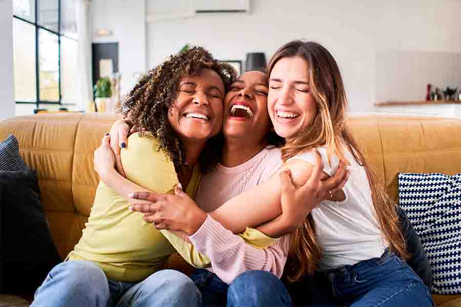 ¿Por qué las personas felices son más creativas?