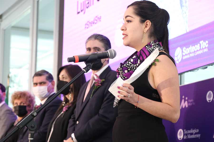 Thalía Luján fue distinguida en la categoría #She4She