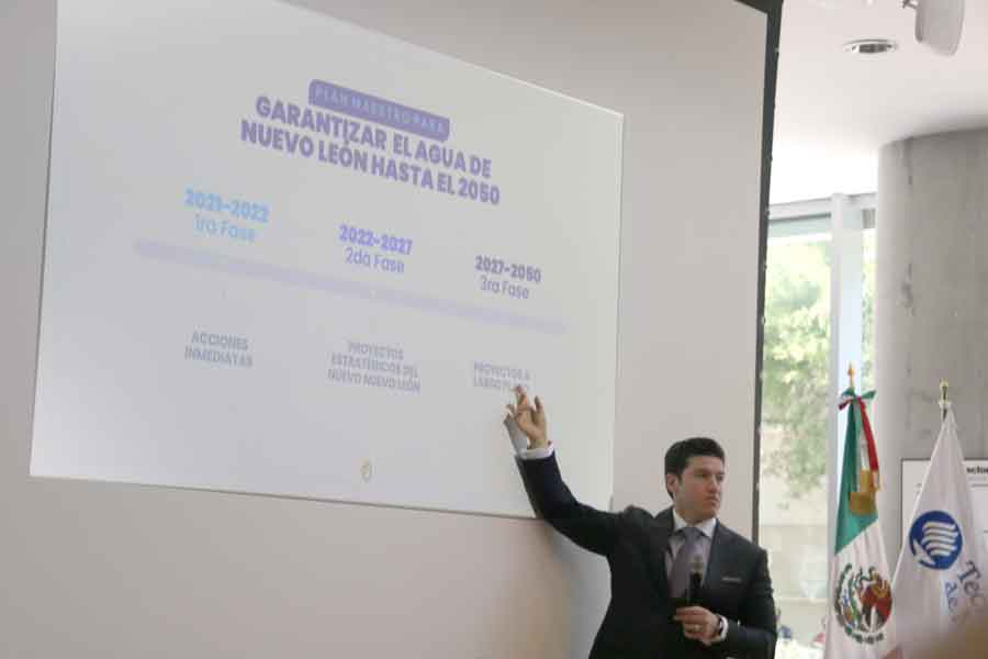 El gobernador de Nuevo León Samuel García presentó su Plan Maestro ante la comunidad del Tec de Monterrey.