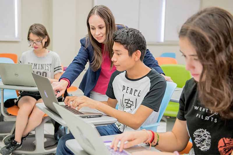 Profesores PrepaTec Eugenio Garza Lagüera