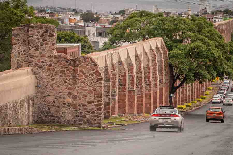 Profesor Tec explica el nuevo reemplacamiento en Querétaro