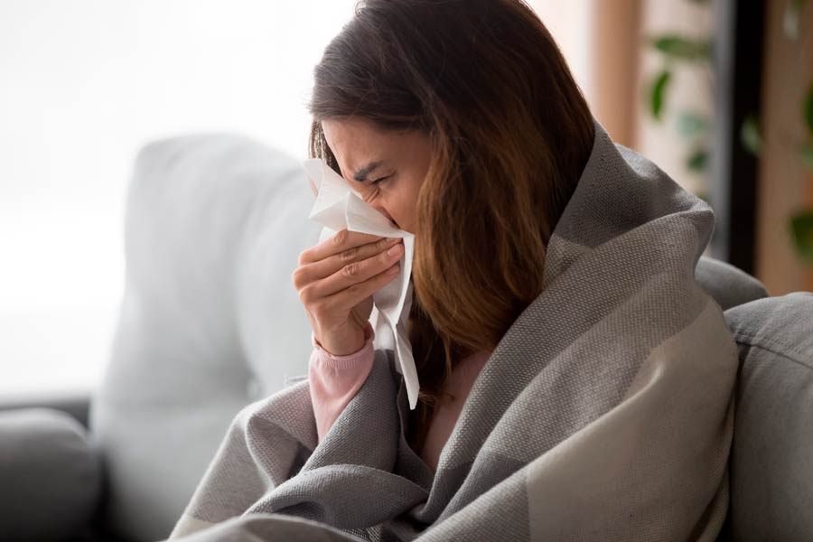 Síntomas de COVID similares a gripa ligera