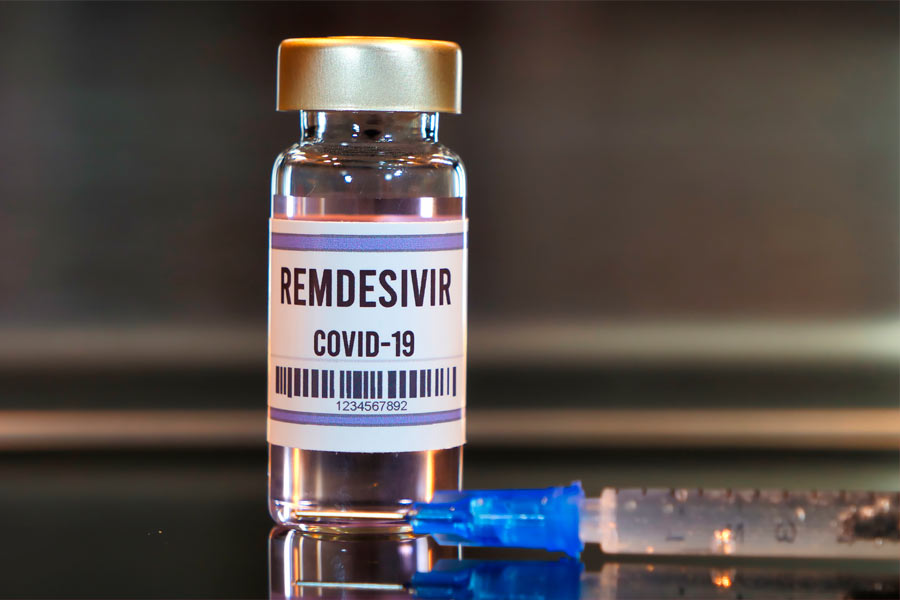 El remdesivir es un tratamiento que a nivel celular busca evitar que el virus SARS-CoV-2 se replique.
