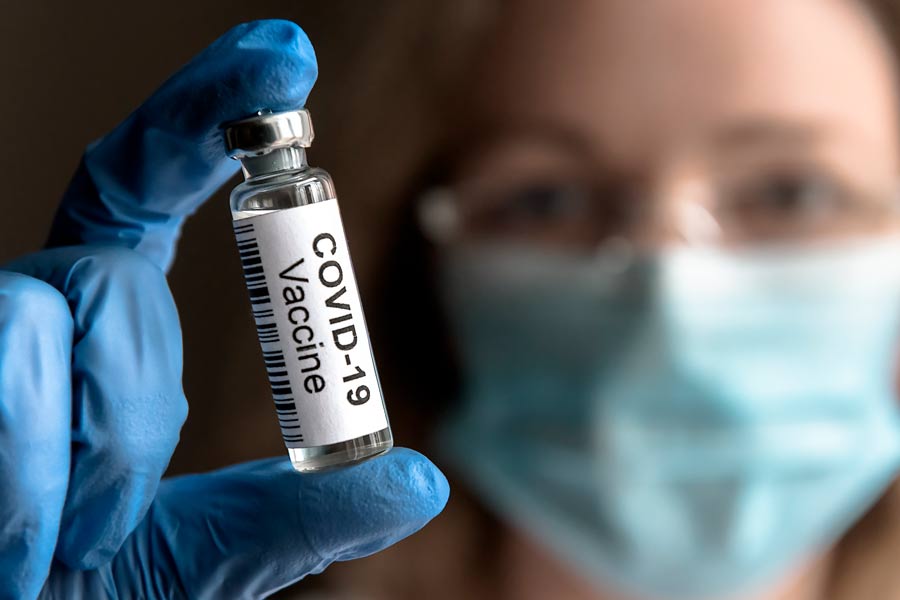 Algunos laboratorios han generado incertidumbre debido a que no han presentado mucha información sobre la eficacia de sus vacunas.