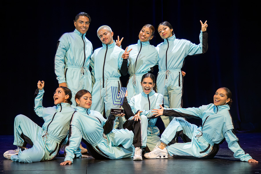 Estudiantes del Tec en Estado de México que obtuvieron el segundo lugar nacional de danza urbana en Tec Dance.