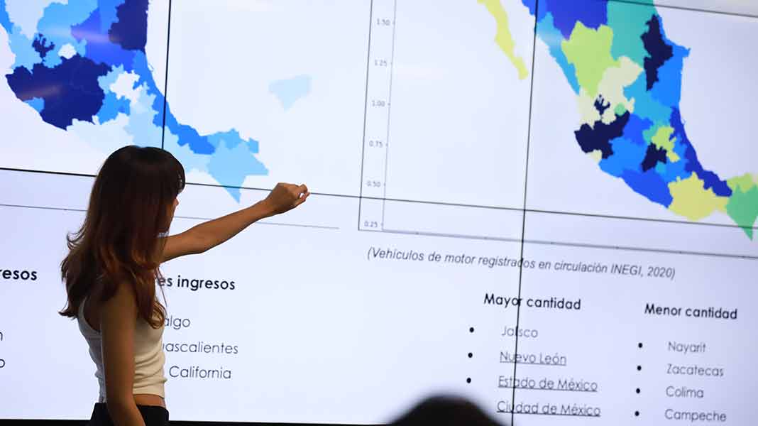 Inteligencia de negocios y vinculación empresarial en proyecto de estudiantes Tec para crear estrategias para Akron. 