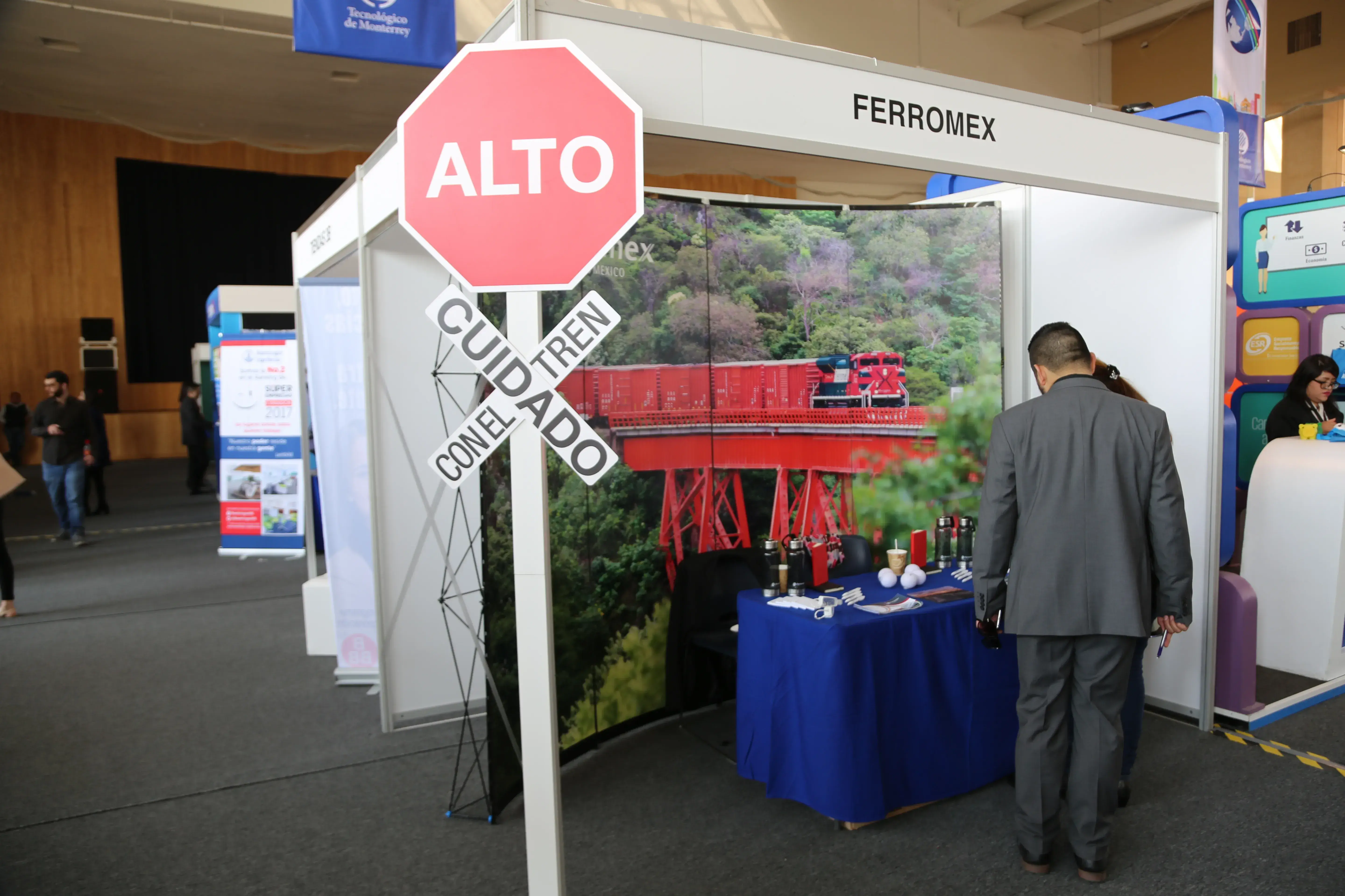 Stand de Ferromex.