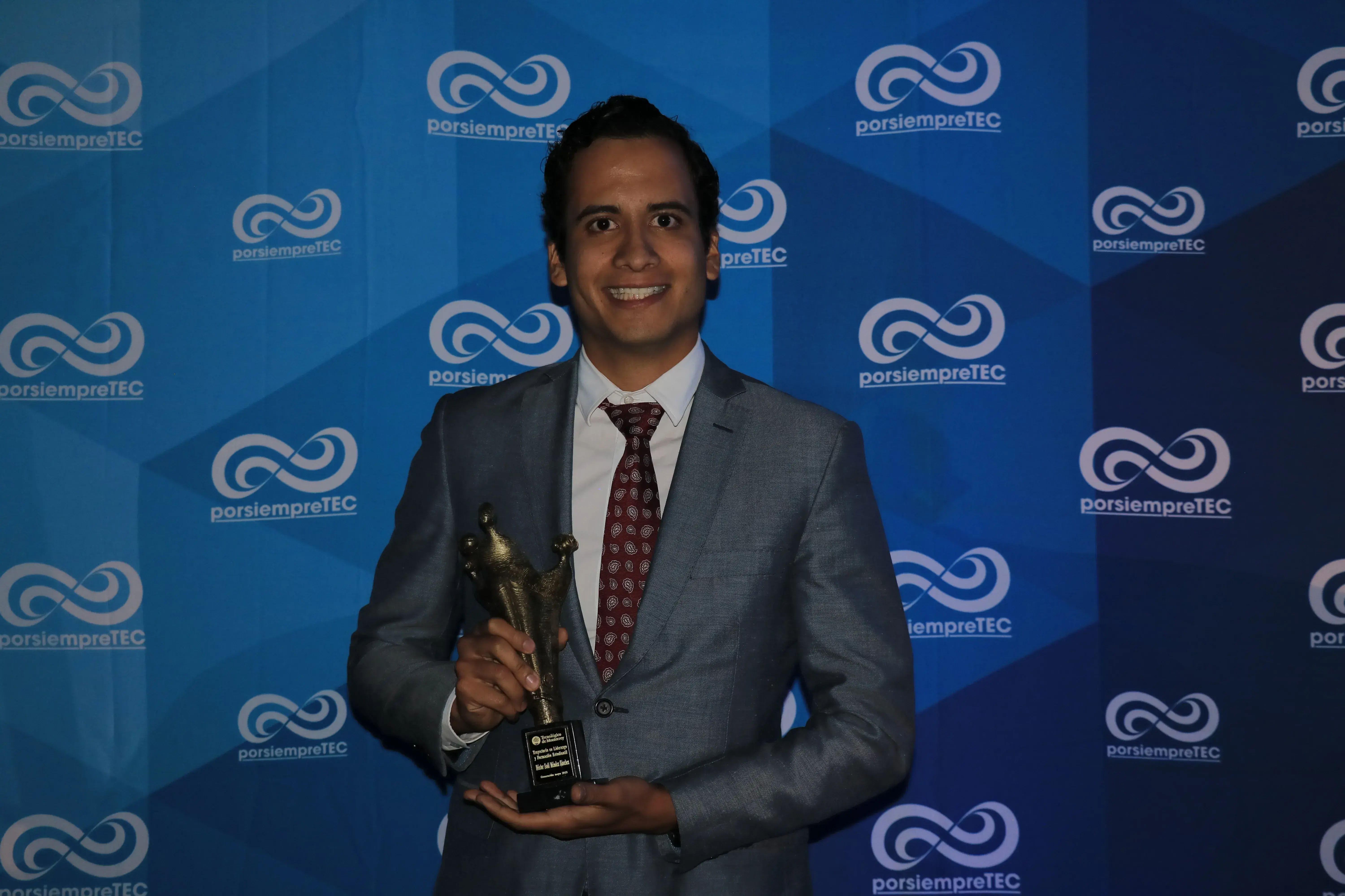 alumno ganador