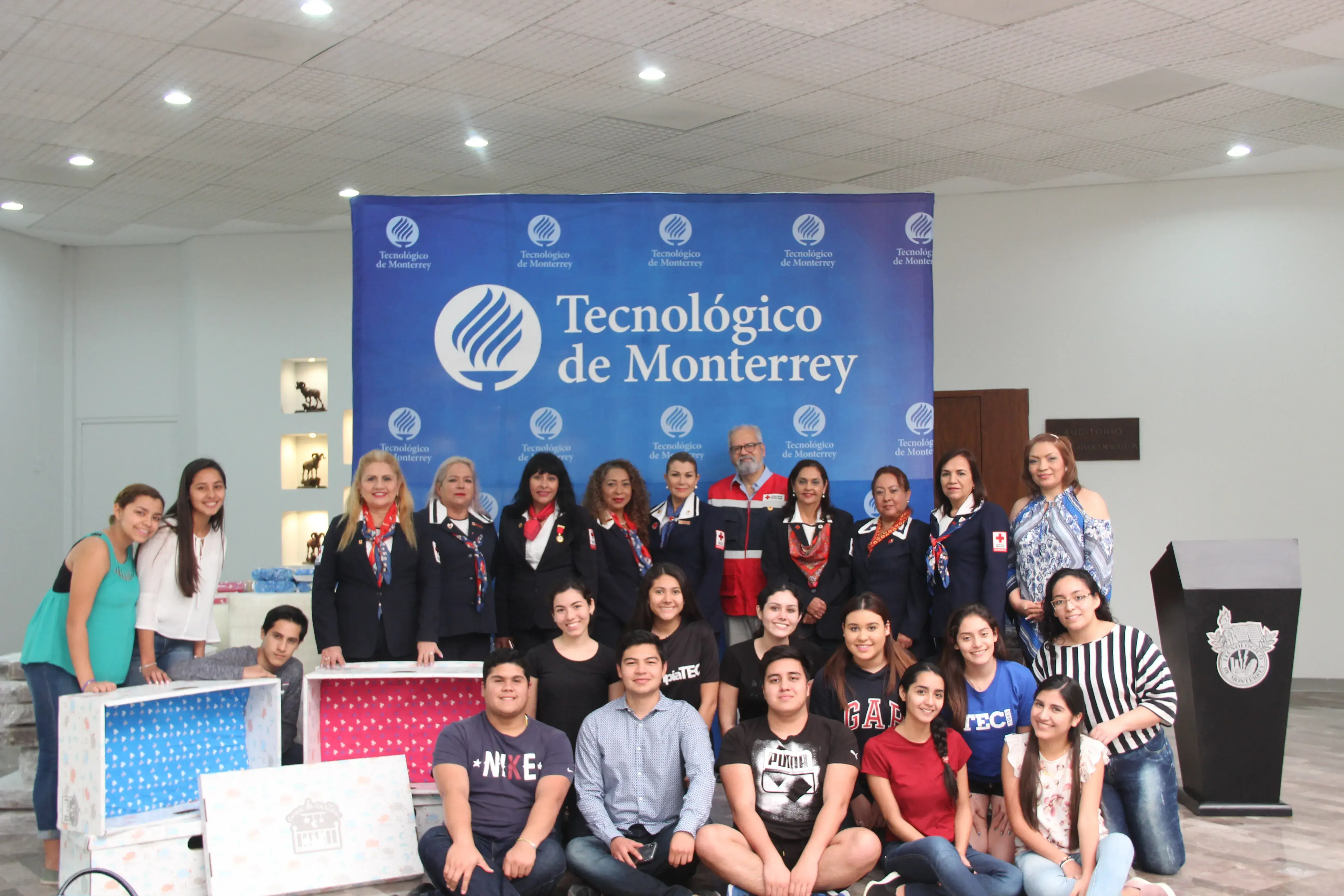 Donación de PrepaTec a la Cruz Roja 