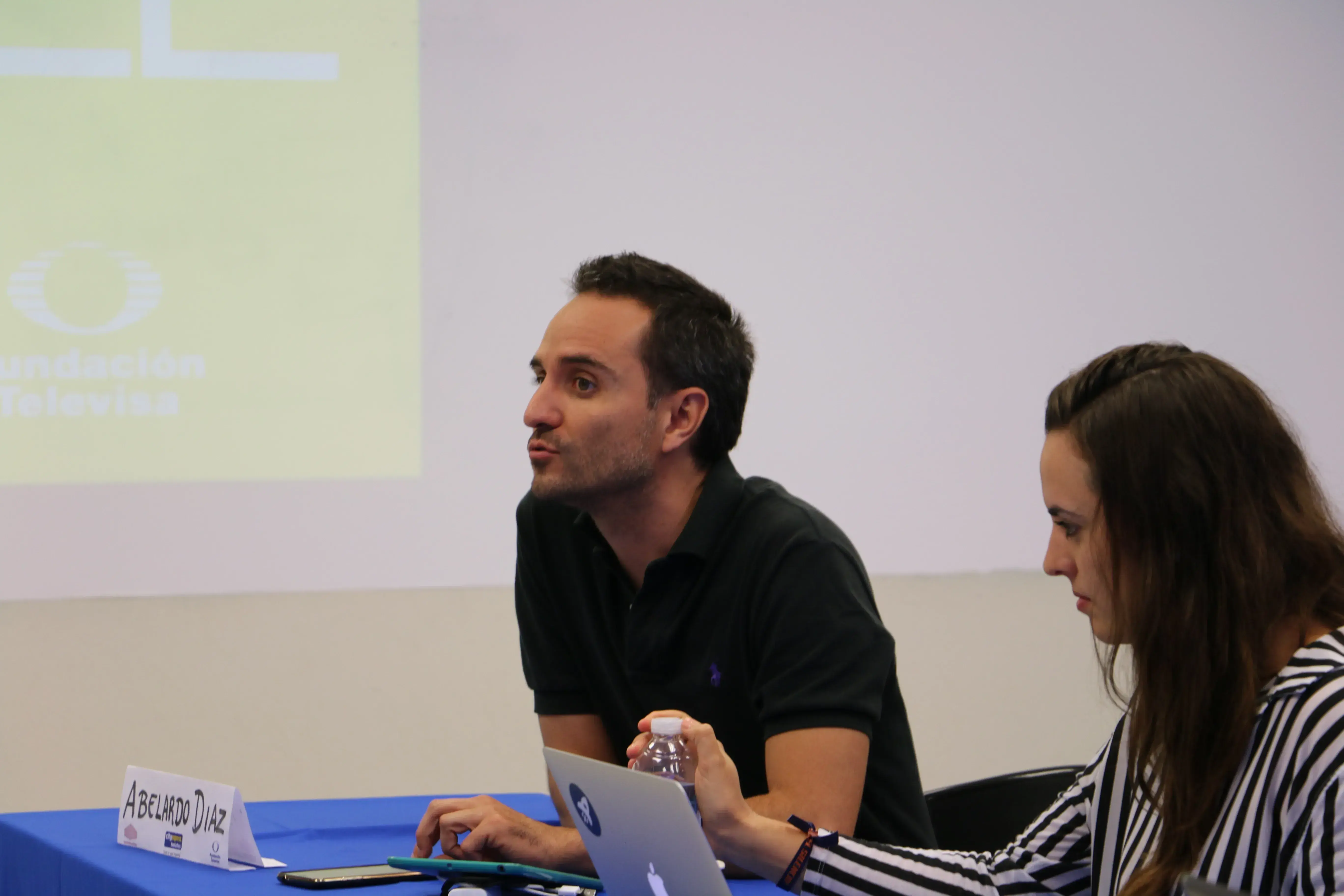 Además de calificar, el jurado dio nuevas ideas a los emprendedores para mejorar sus propuestas.