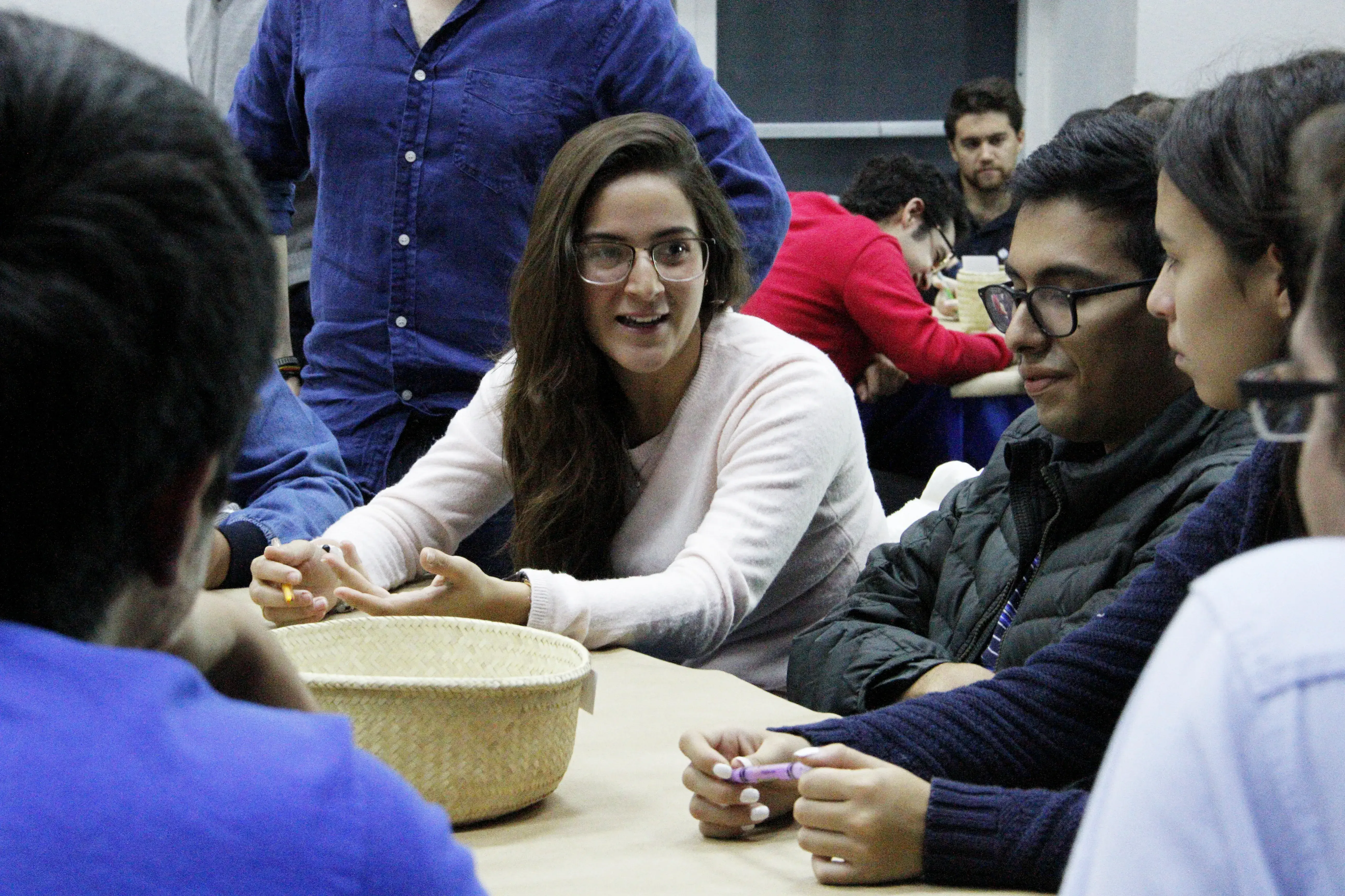 Mesas de Diálogo con Ética reunió a 176 alumnos y a 8 profesores de la
