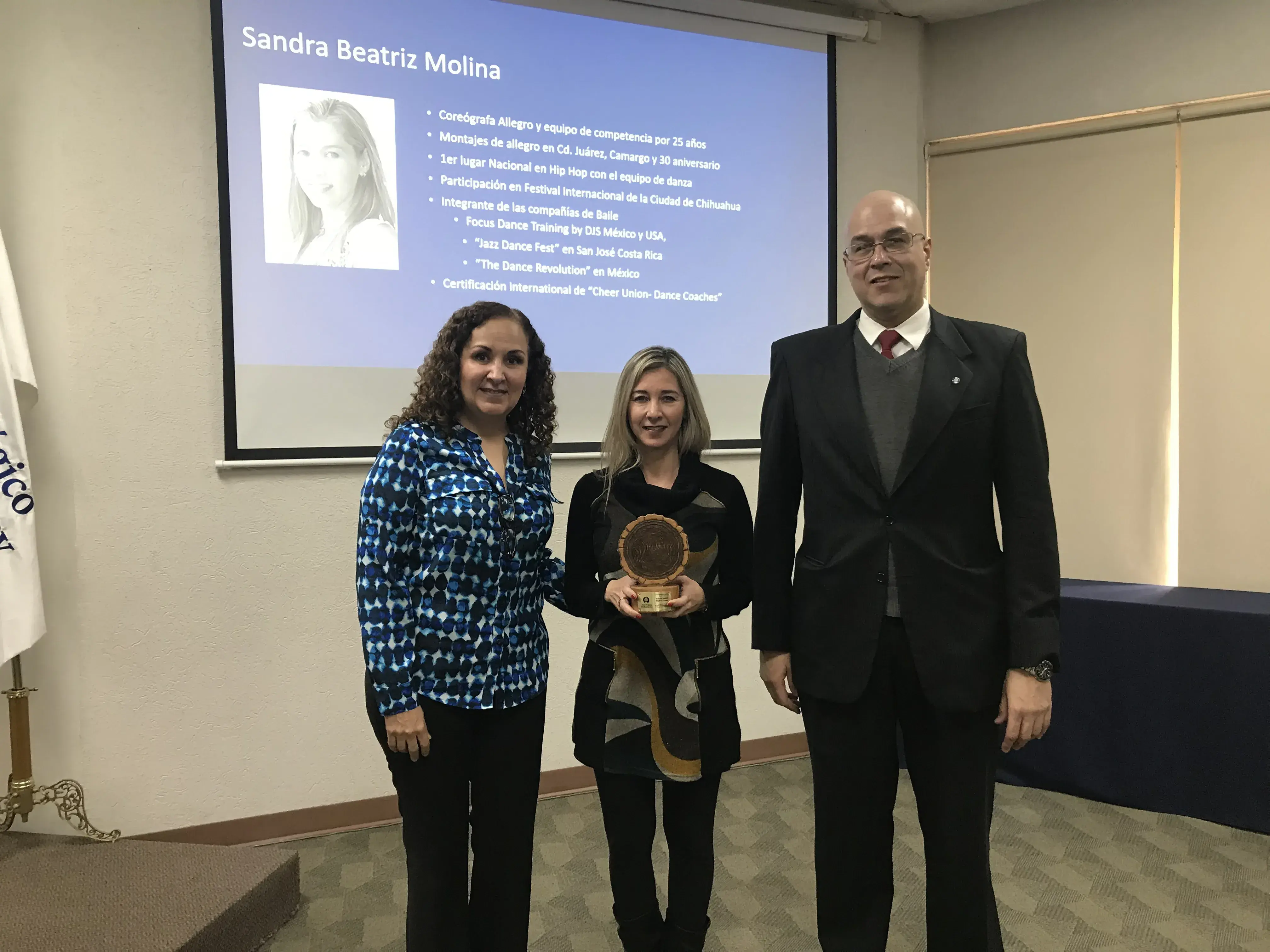 Sandra Beatriz Molina, además tiene 25 años en el Tec
