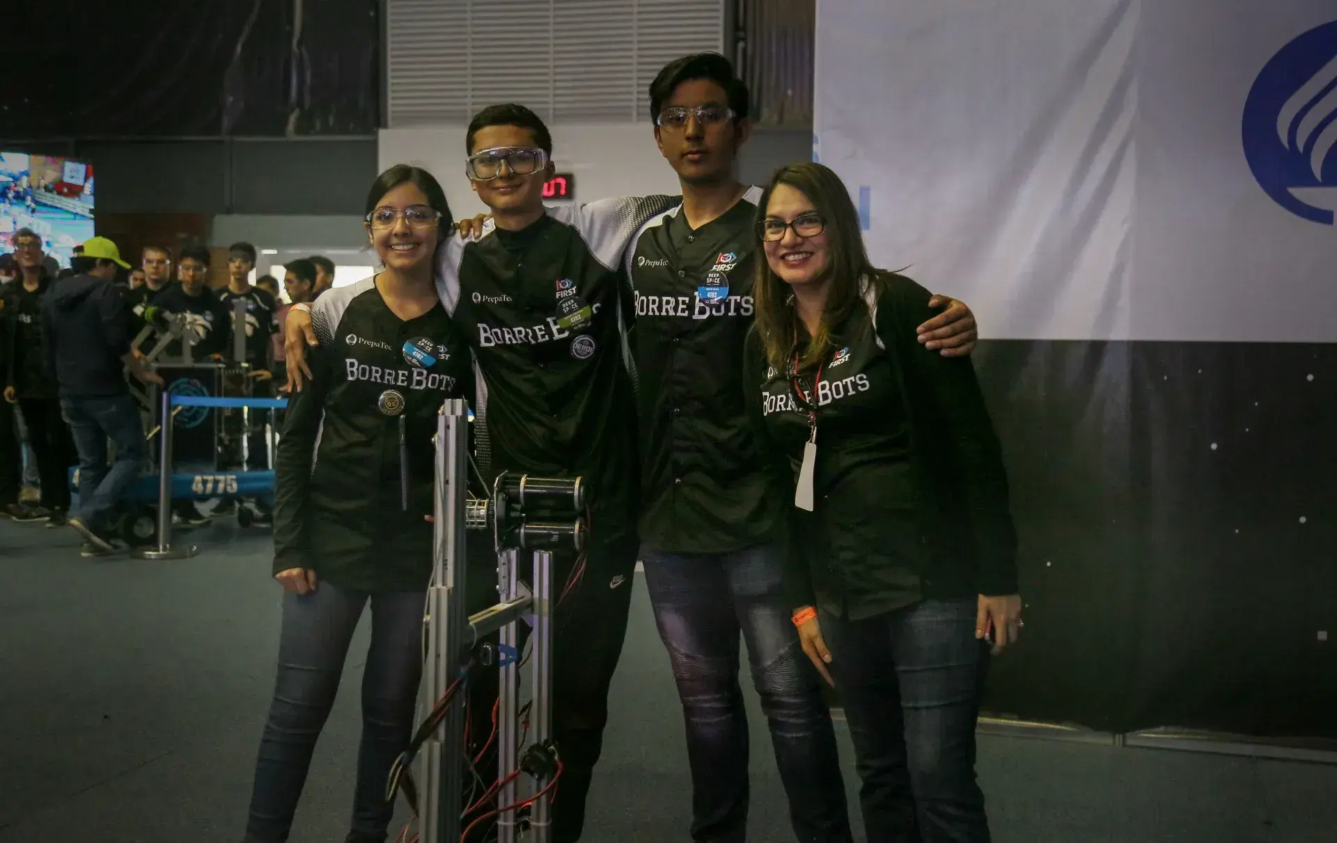 Días de adrenalina y emoción, así se vivió FIRST (Fotogalería)