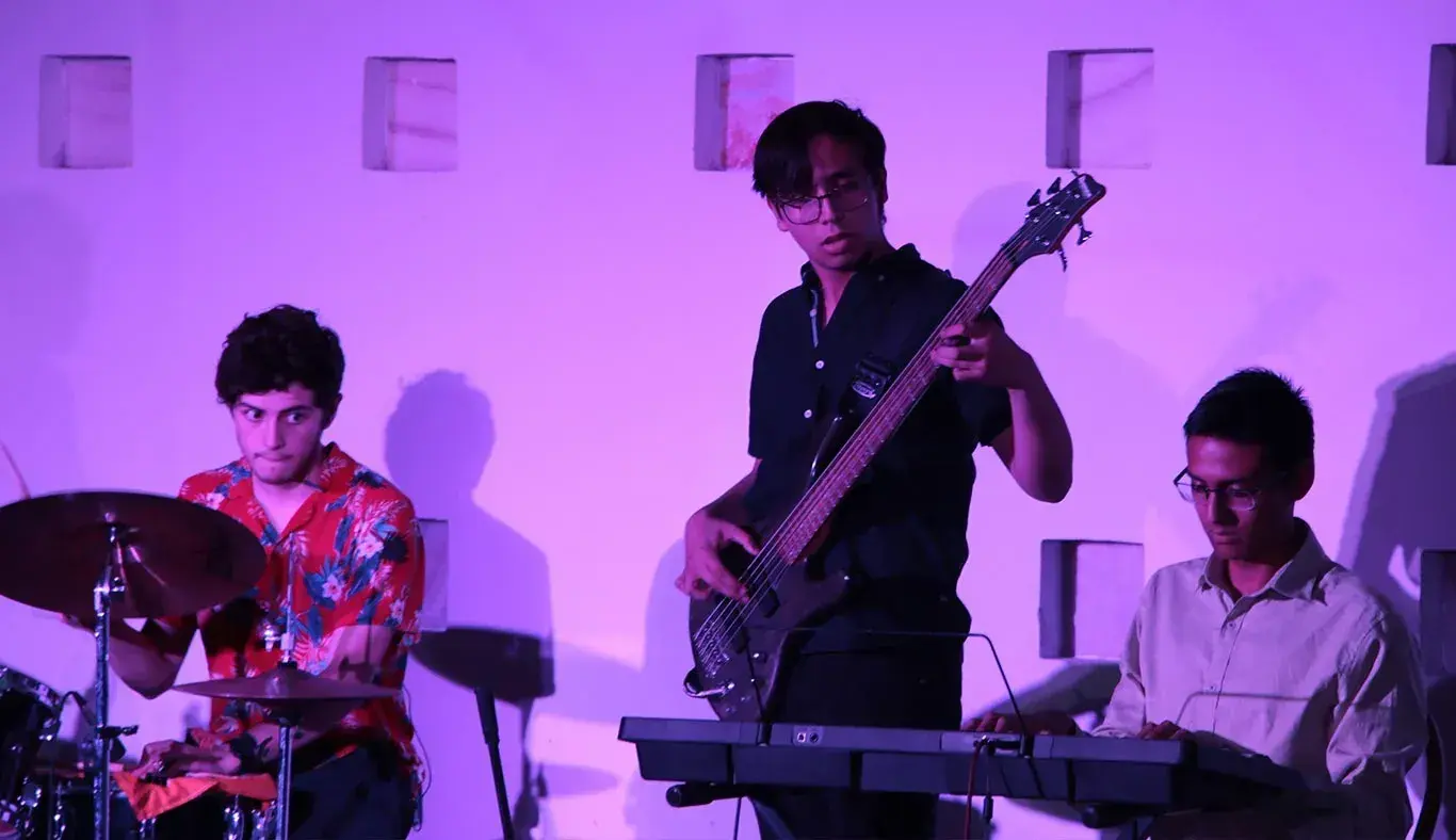 Canto, danza, música en el festival de arte del tec de monterrey en Zacatecas