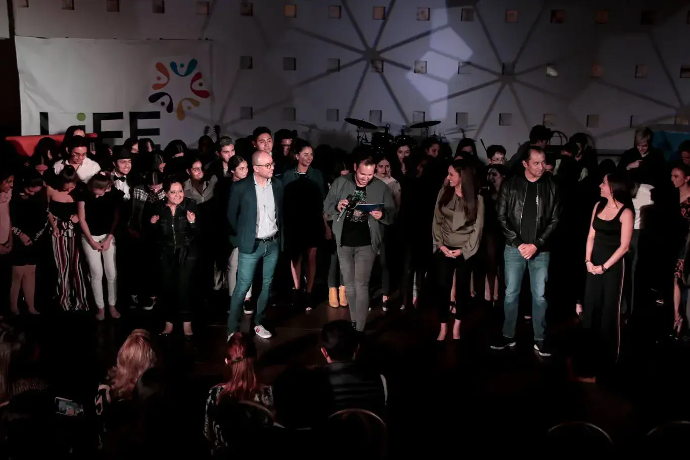 Canto, danza, música en el festival de arte del tec de monterrey en Zacatecas